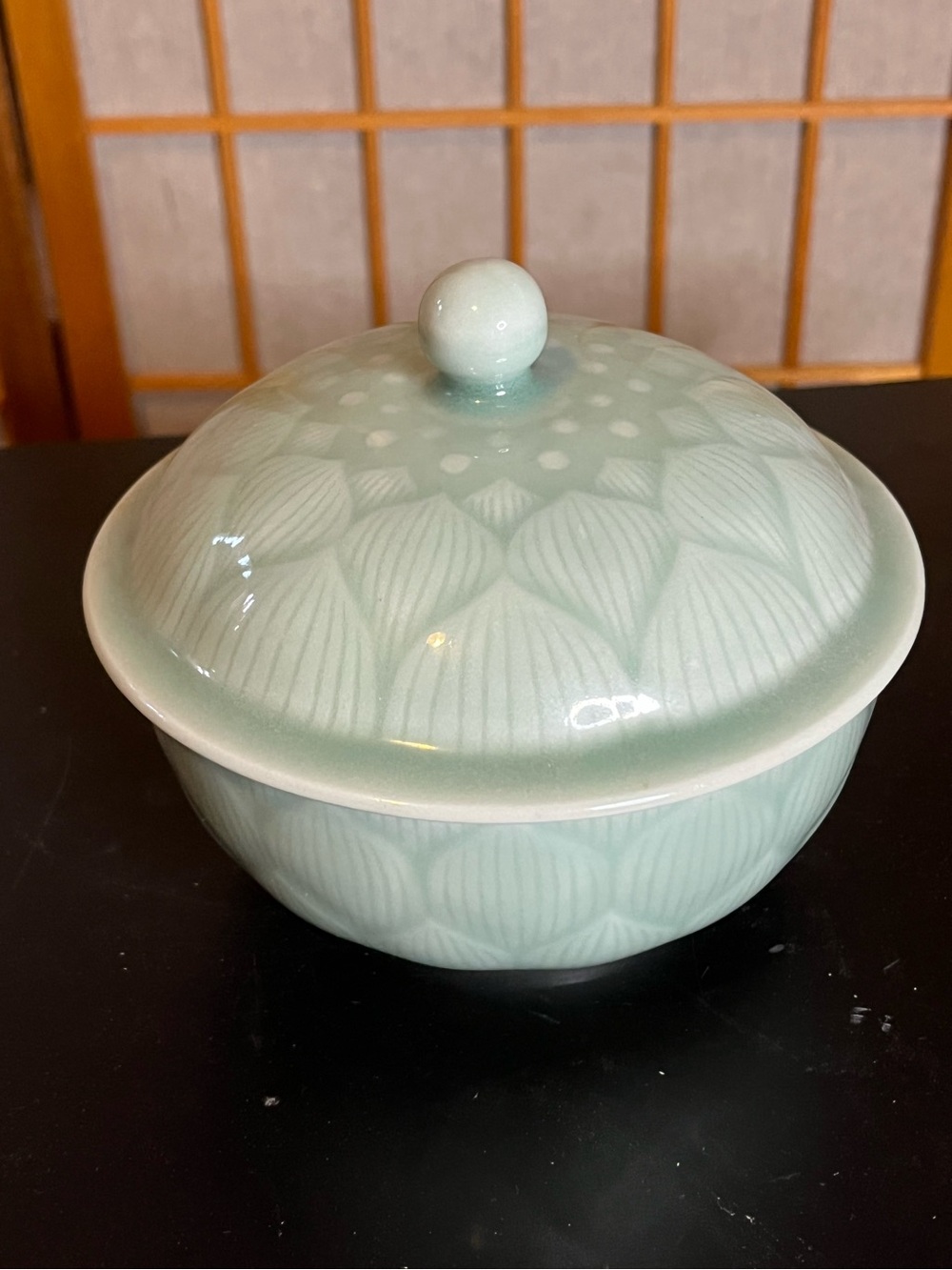Vintage Chinese celadon porcelain lidded bowl lotus flower